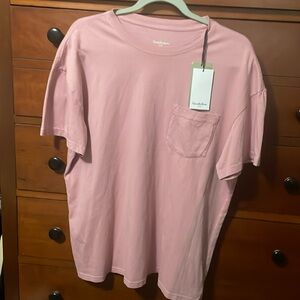 Mens T Shirt 
Made by Goodfellow  Size L
